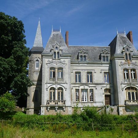 Bed and Breakfast Le Chateau Du Grand Coudray Villaines-la-Juhel Exterior foto