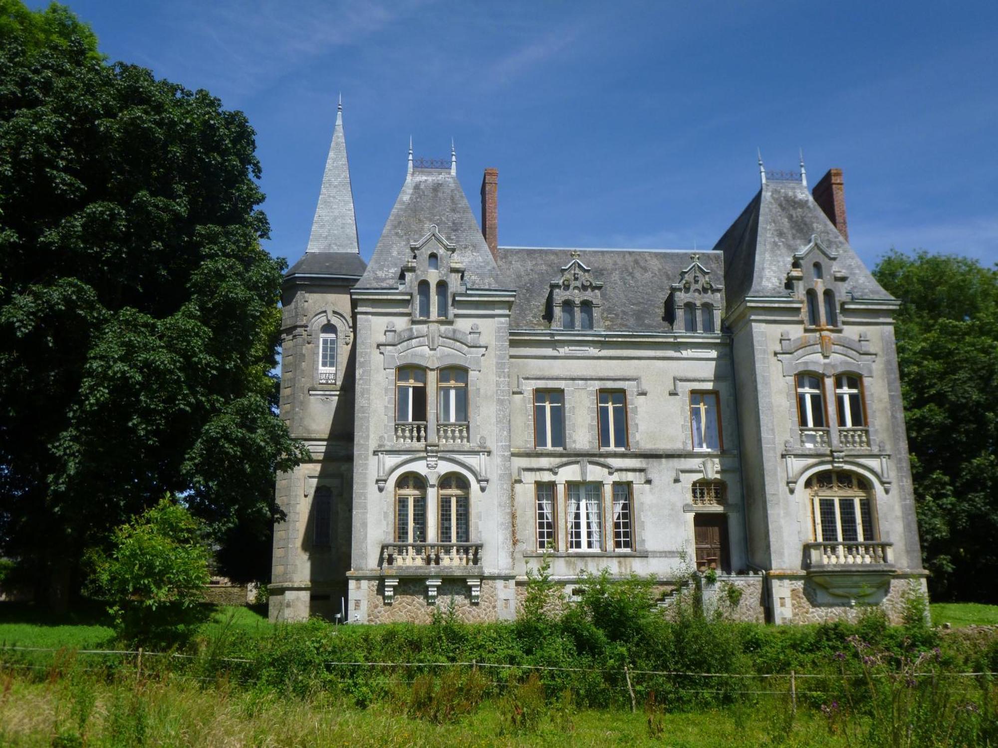 Bed and Breakfast Le Chateau Du Grand Coudray Villaines-la-Juhel Exterior foto